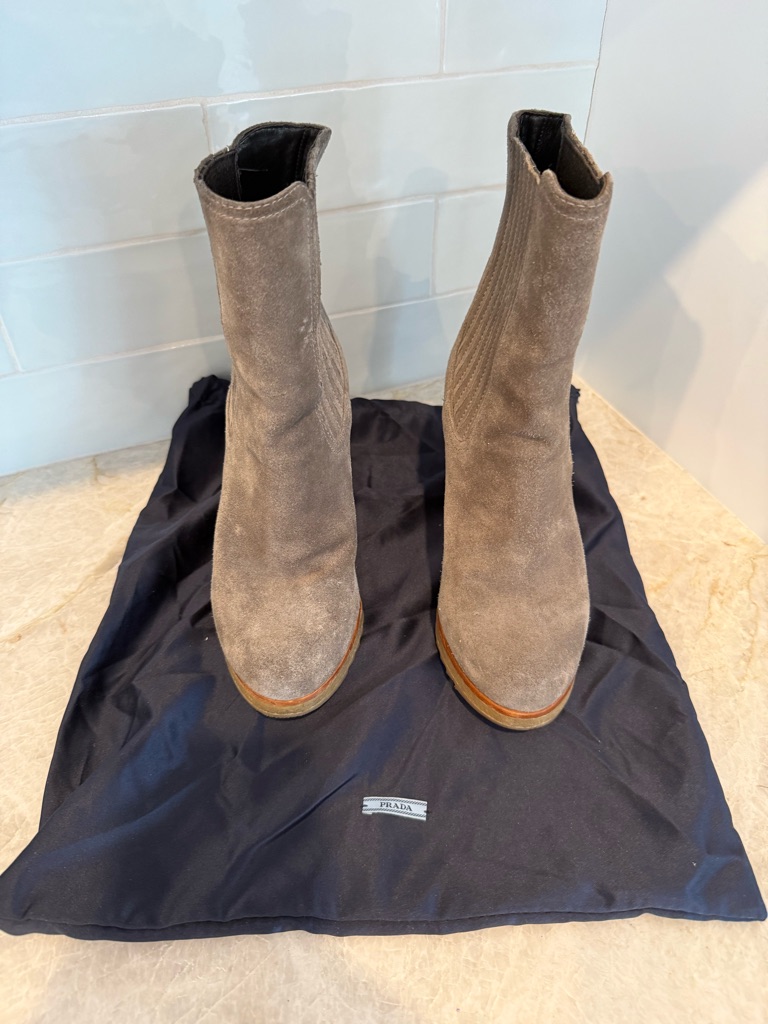 Prada Brown Suede Boots With Red Logo Insole